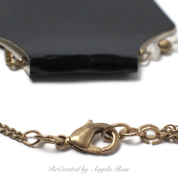 Tassel Back Gem Front Gold Tone Ne… - Picture 6 of 6